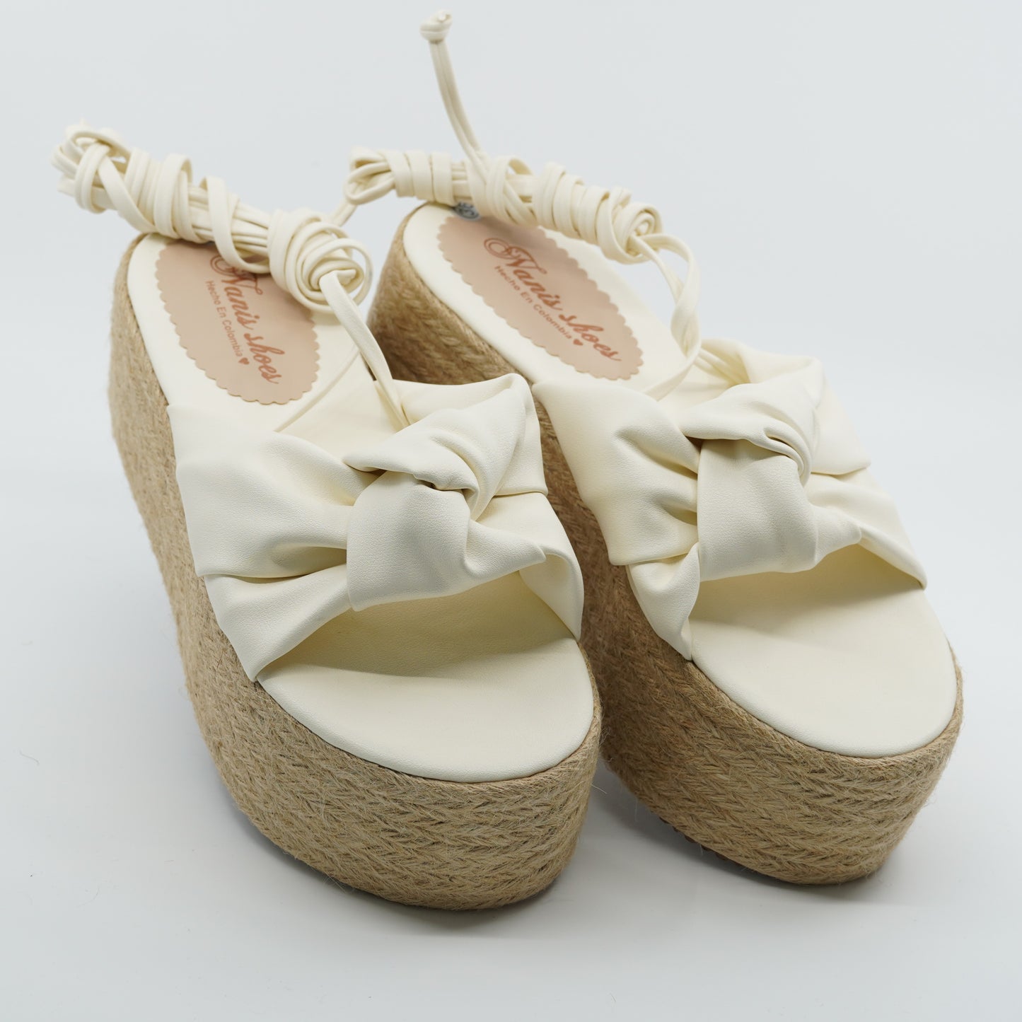Victoria /Colombian Sandals, High quality, Lightweight, Comfortable, Height 6cm - Thin foot.