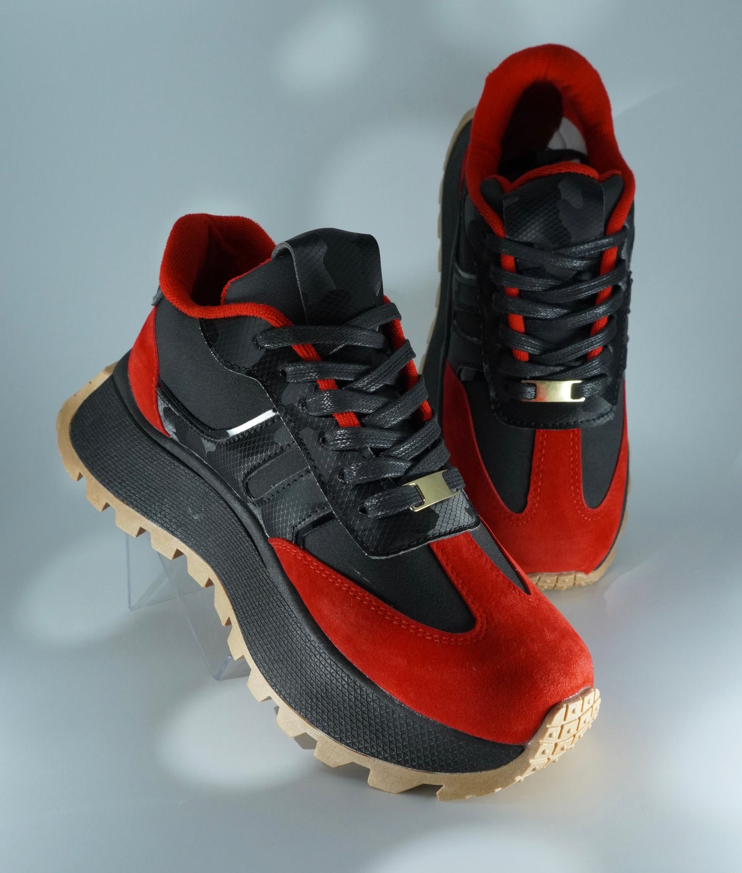 Salo - Urban Colombian Sneakers , Bright Flashes - Style and Comfort.