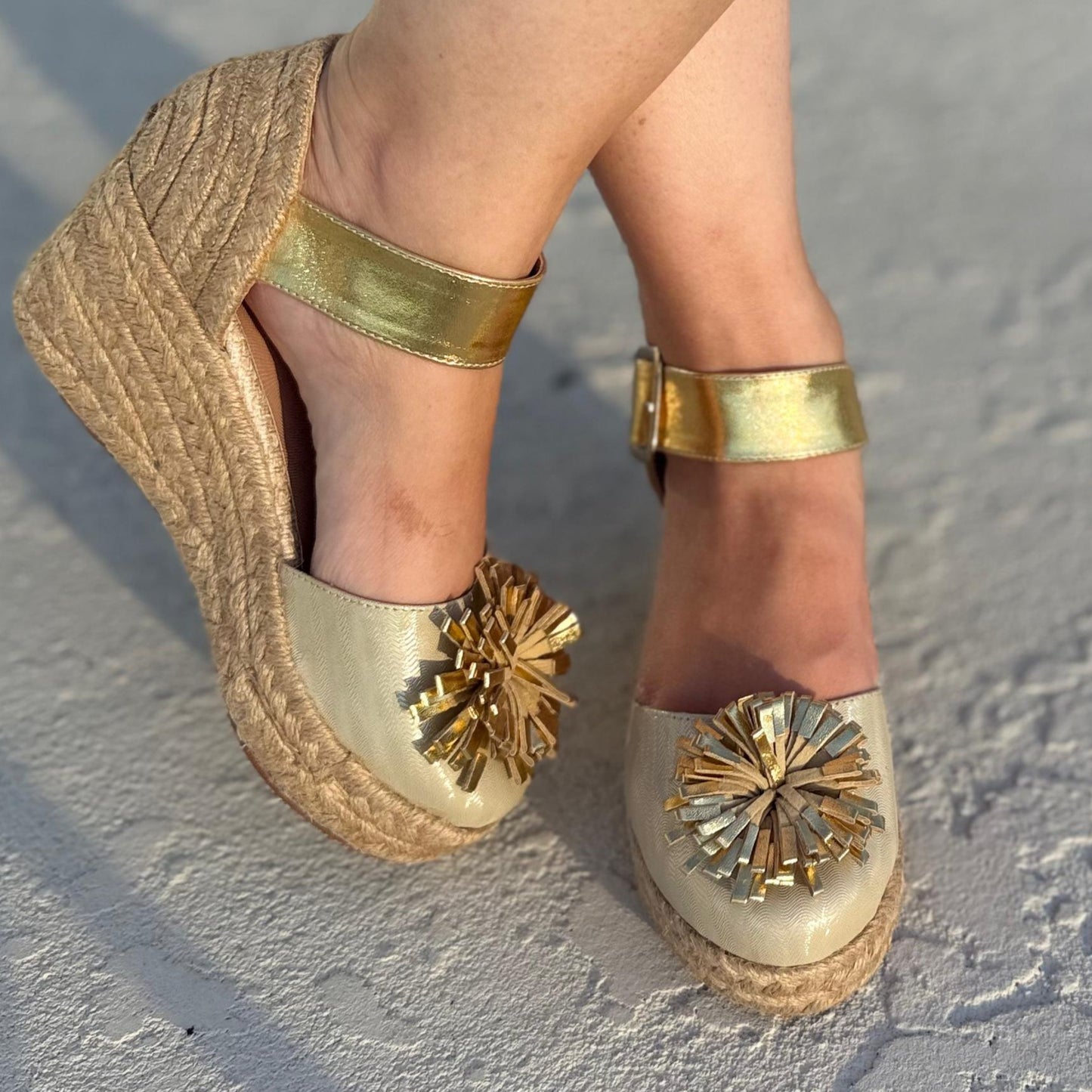 Capullo / Handmade Colombian Sandals - Height 7cm - thin foot- They are not heavy.