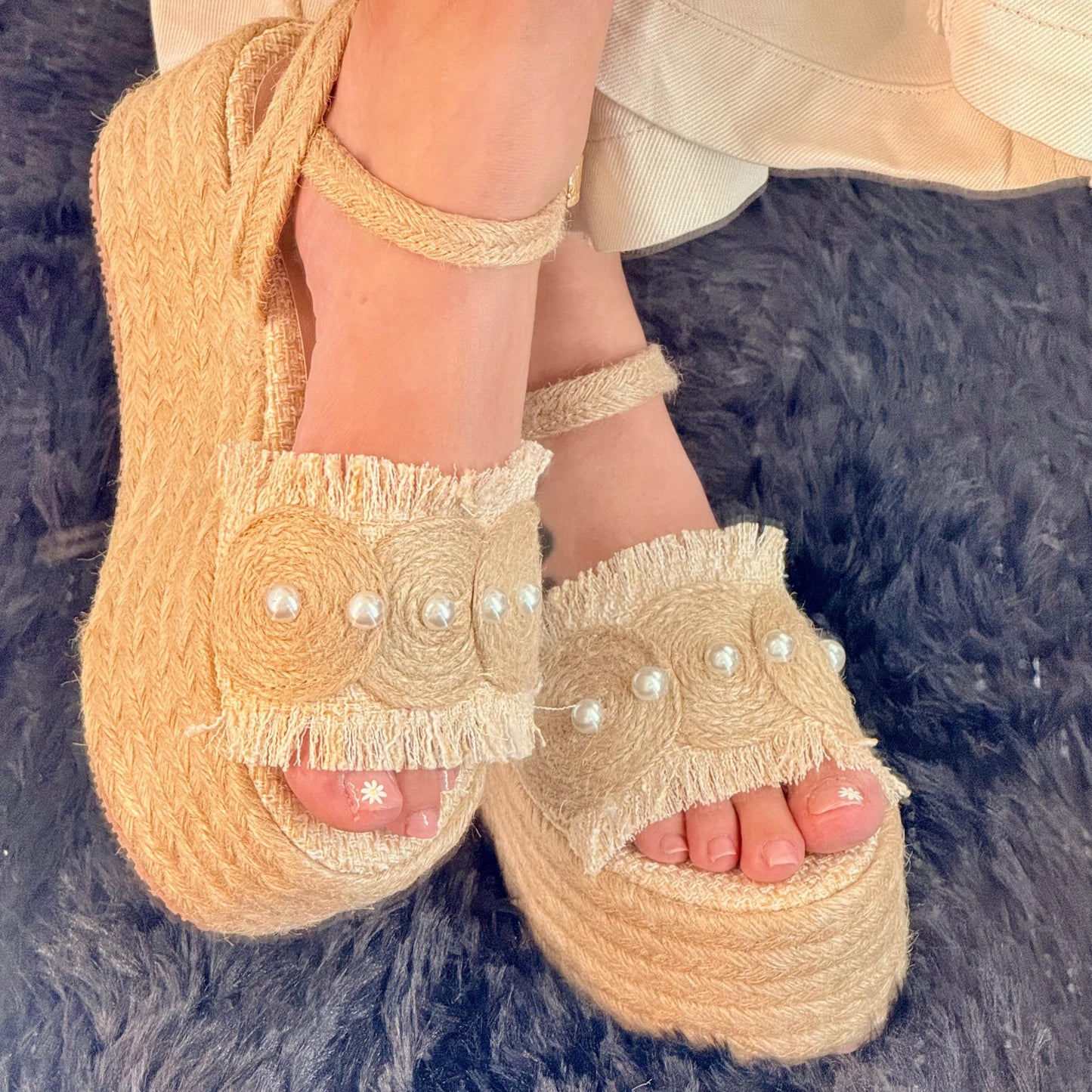 Estrella - Cunas of Yute- Comfort and Handcrafted Style.
