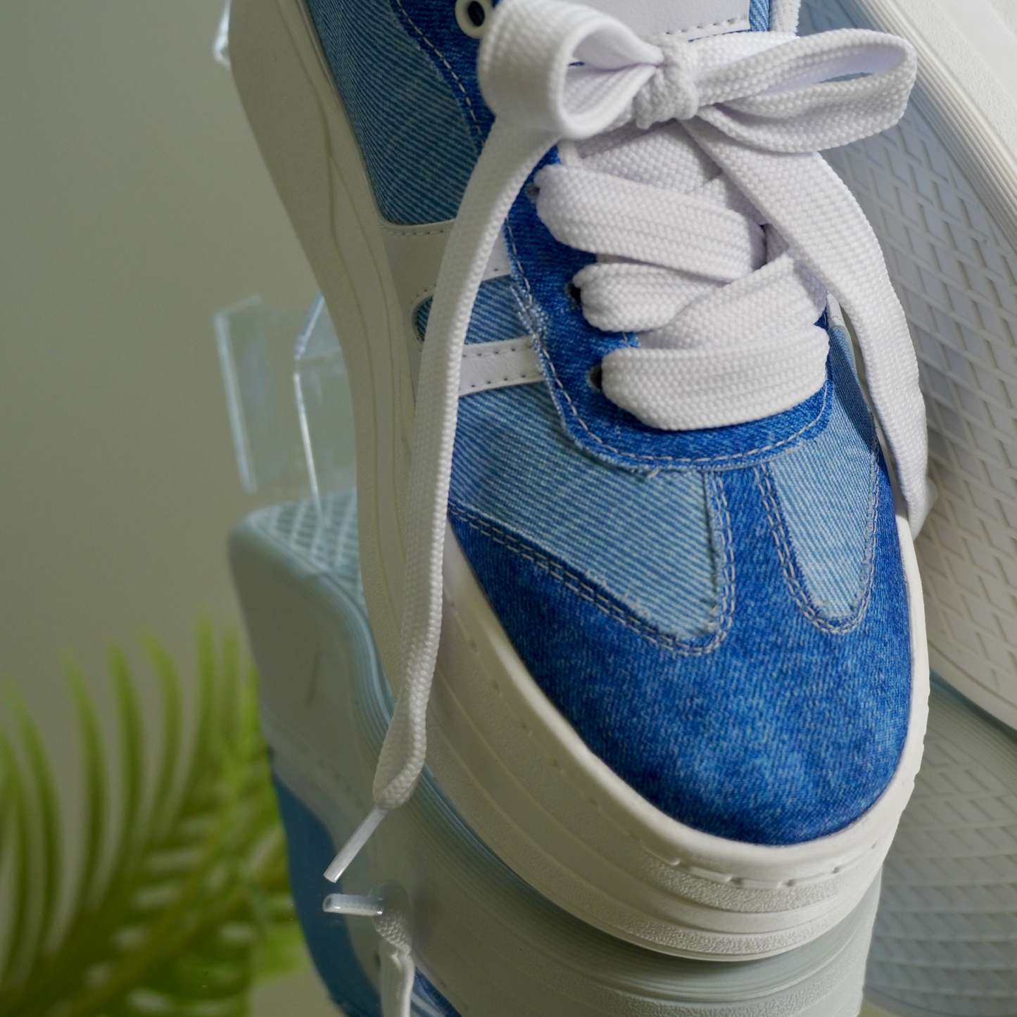 AZUL- Urban Colombian Sneakers , Bright Flashes - Style and Comfort.