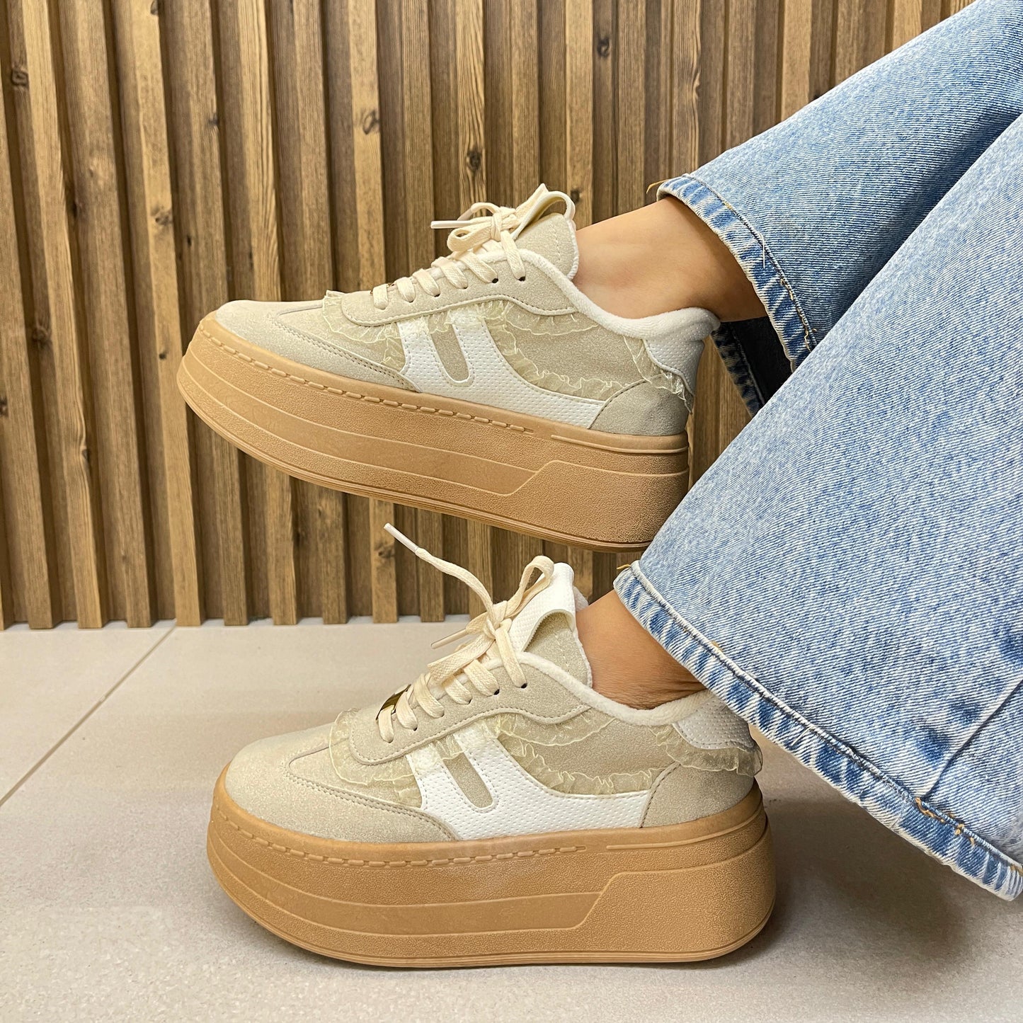 Sami- Urban Colombian Sneakers , Bright Flashes - Style and Comfort.