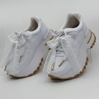 Meli - Luxury White and Gold Sneakers – New 2026 Collection: Premium Quality Made in Colombia with High-End Comfort