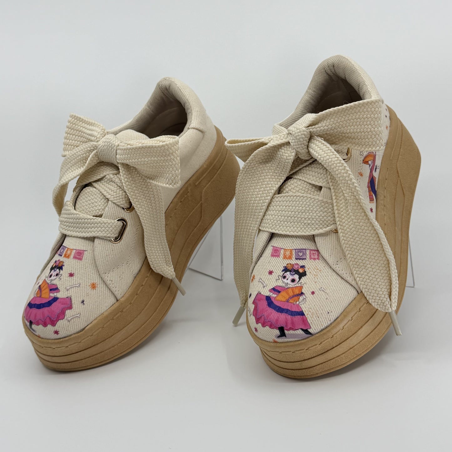 Katrinas / Walking with Art, Special Edition Colombian Denim Katrinas.