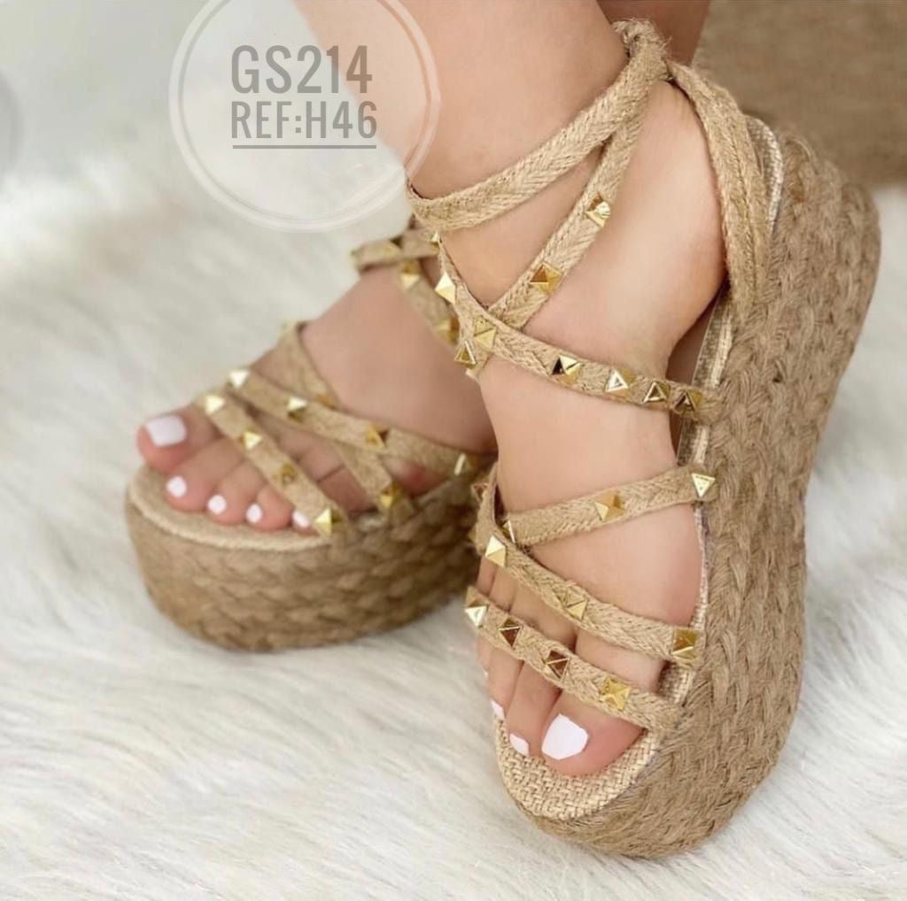 Mily - Heart Sandals Handmade Platforms of High Quality and Comfort.