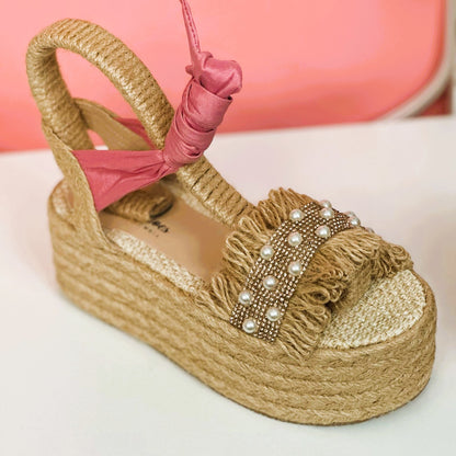 Dana / High quality,  Height 6 cm, Lightweight, Comfortable, Elegant, - Wide foot
