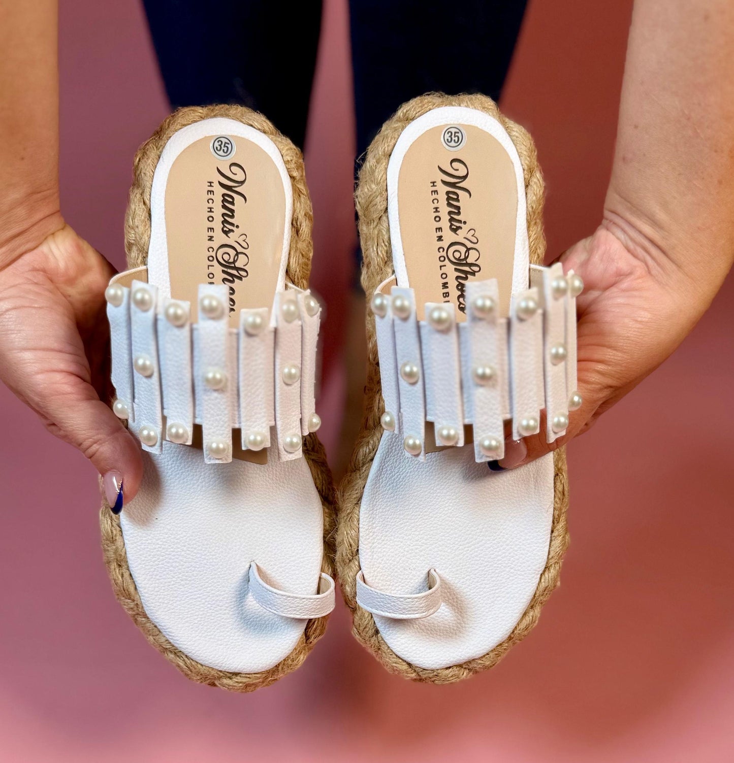 Sandy  / High quality,  Height 6 cm, Lightweight, Comfortable, Elegant.