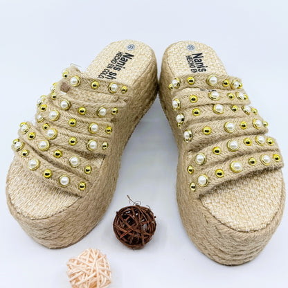 Alexa - Thin foot, Heart Sandals Handmade Platforms of High Quality and Comfort.
