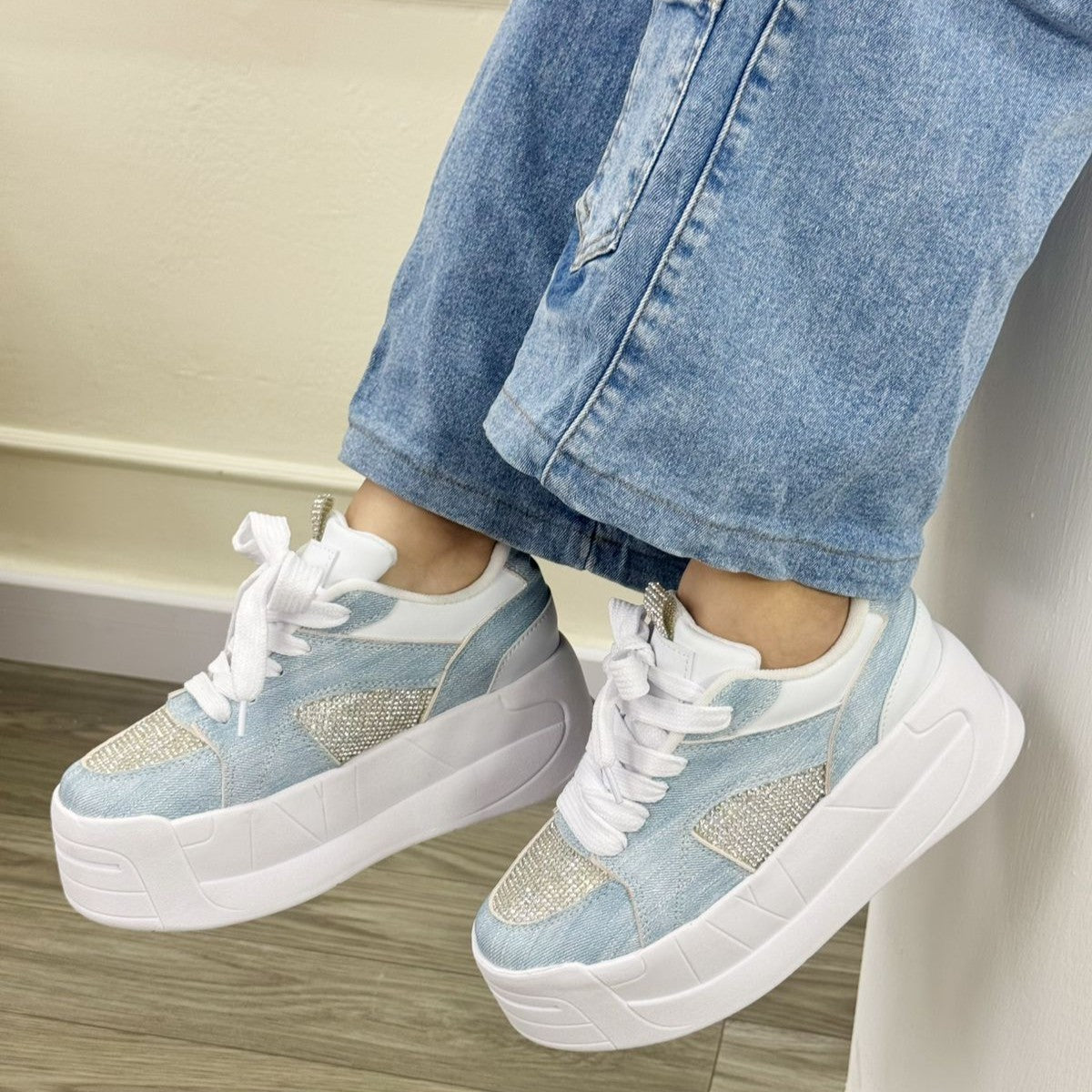 Denim --Urban Colombian Sneakers - Casual Walking Shoes for Athletes, Ideal for Running and Training