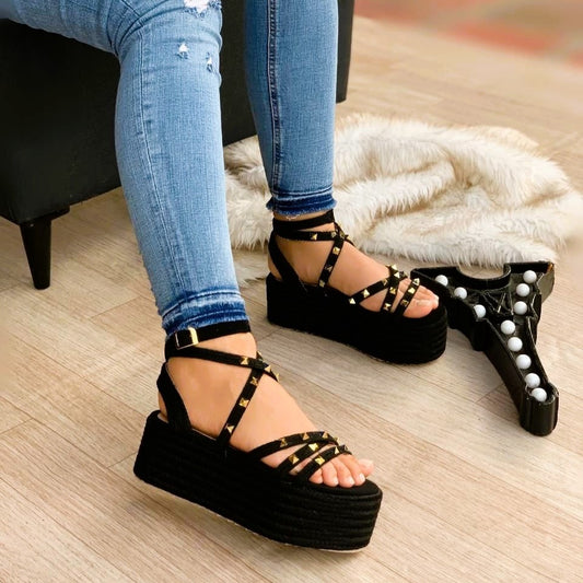 Mily - Heart Sandals Handmade Platforms of High Quality and Comfort.