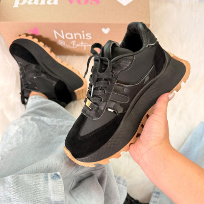 Salo - Urban Colombian Sneakers , Bright Flashes - Style and Comfort.