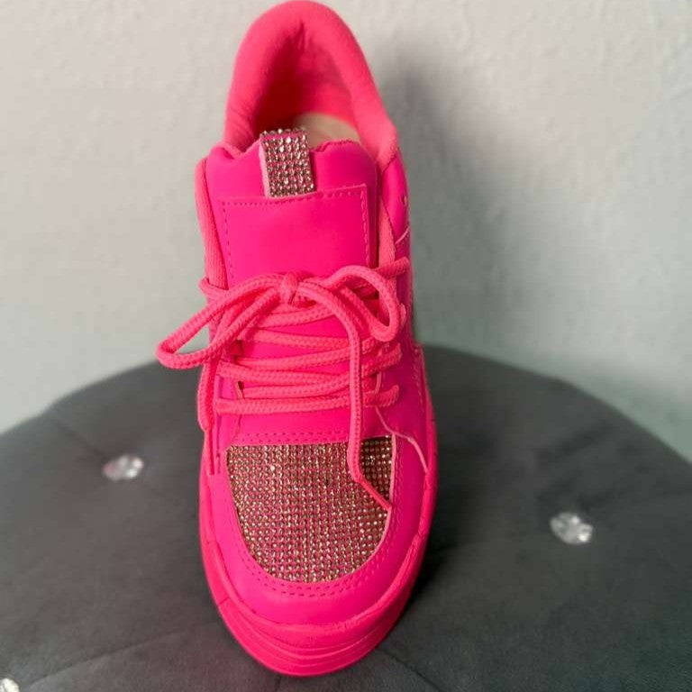 Emma Urban Colombian Sneakers Round Toe Velcro Closure All Seasons Durable Sole Interior Padding Versatile Design Authentic Colombian Style Made in Colombia Casual Sports Shoes Athletic Trainer Footwear