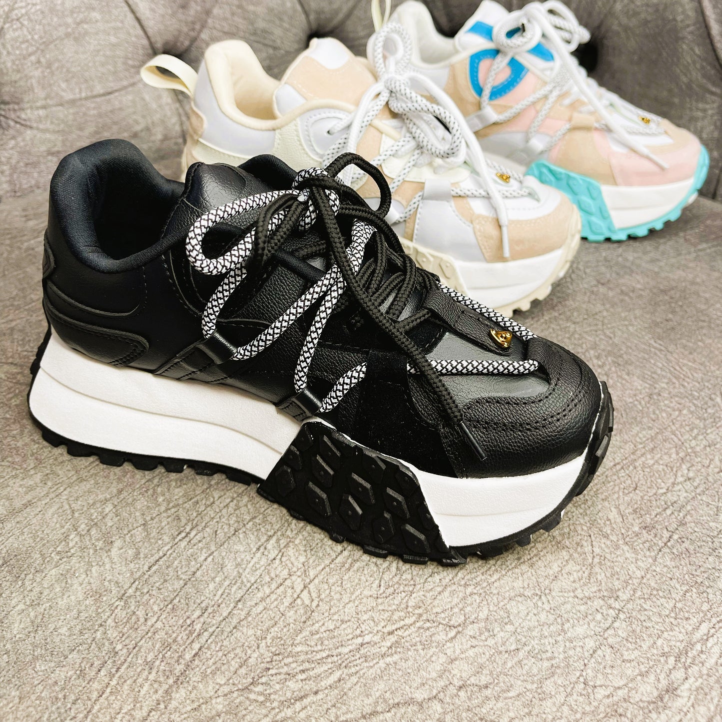 Dublin - Urban Colombian Sneakers , Bright Flashes - Style and Comfort.
