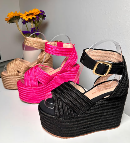 Kelly - Heart Sandals Handmade Platforms of High Quality and Comfort