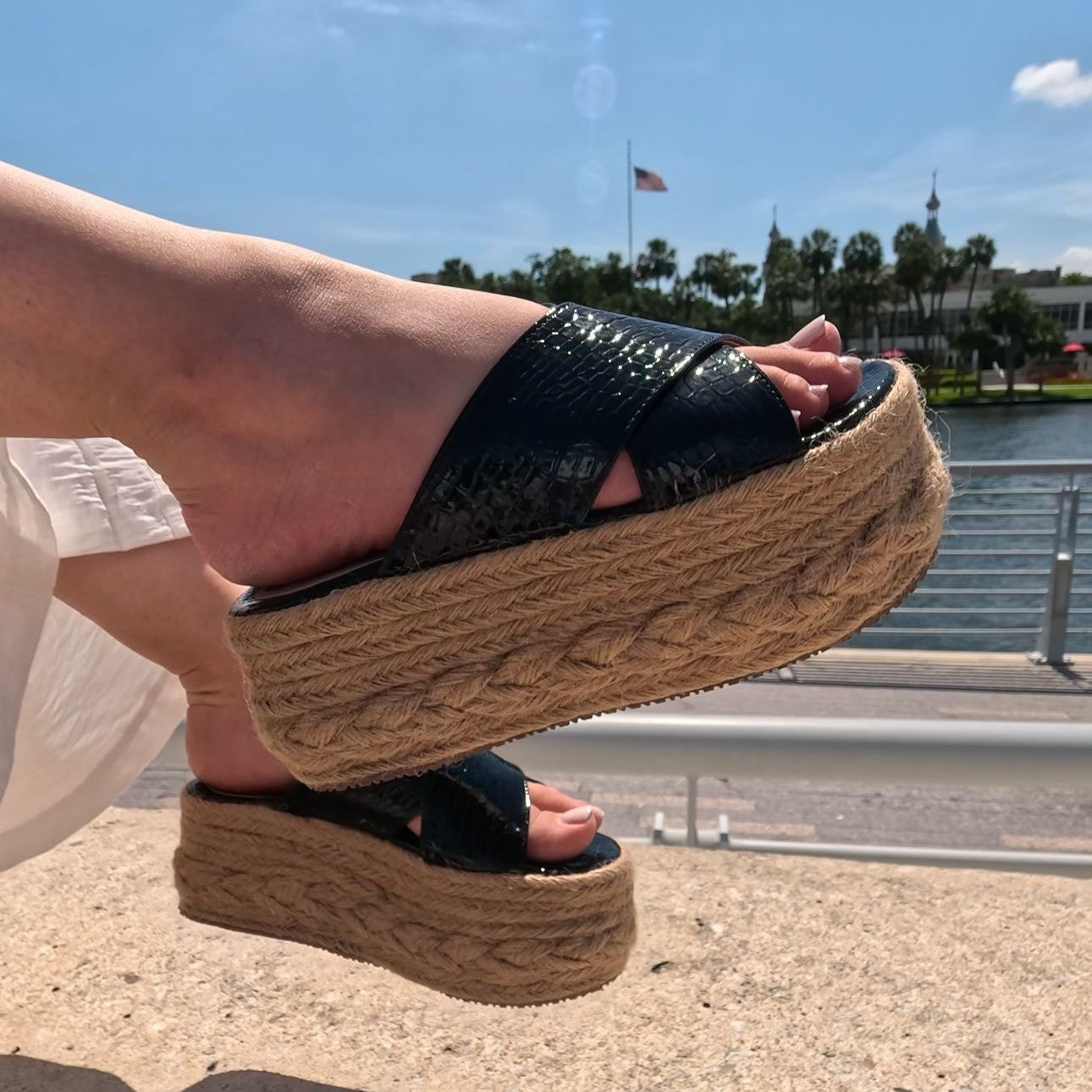 Yaya /Colombian Sandals, Lightweight, Comfortable, Height 8cm - Wide foot